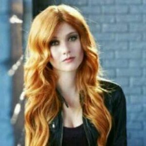 Meet your Posher, Clary